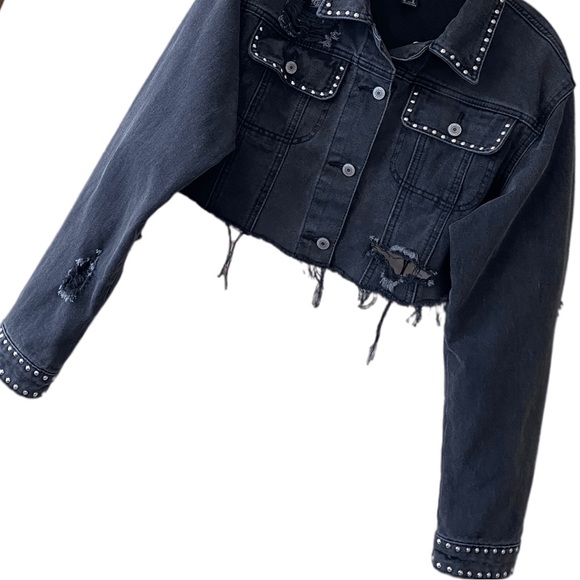Cropped Black Jean Jacket Denim Distressed Ripped Silver Studded Streetwear Crop - Picture 8 of 16
